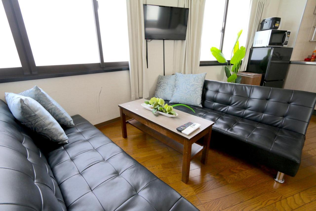 Liz3 Guest House Liz Nakazakicho Осака Экстерьер фото